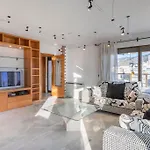 Atico Con Gran Terraza