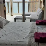 Atico Con Gran Terraza بينايدورم