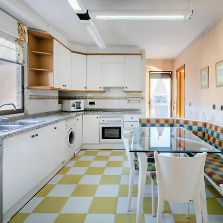 Atico Con Gran Terraza