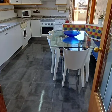 Atico Con Gran Terraza Appartement