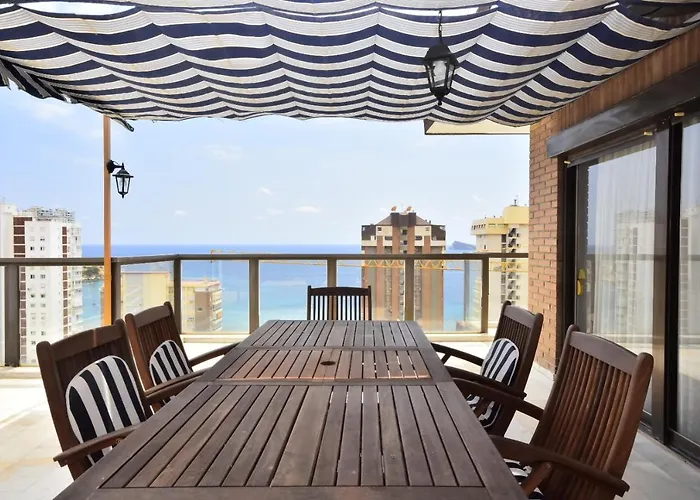 Atico Con Gran Terraza